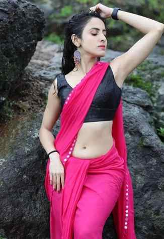 Cash on delivery call girl in Delhi